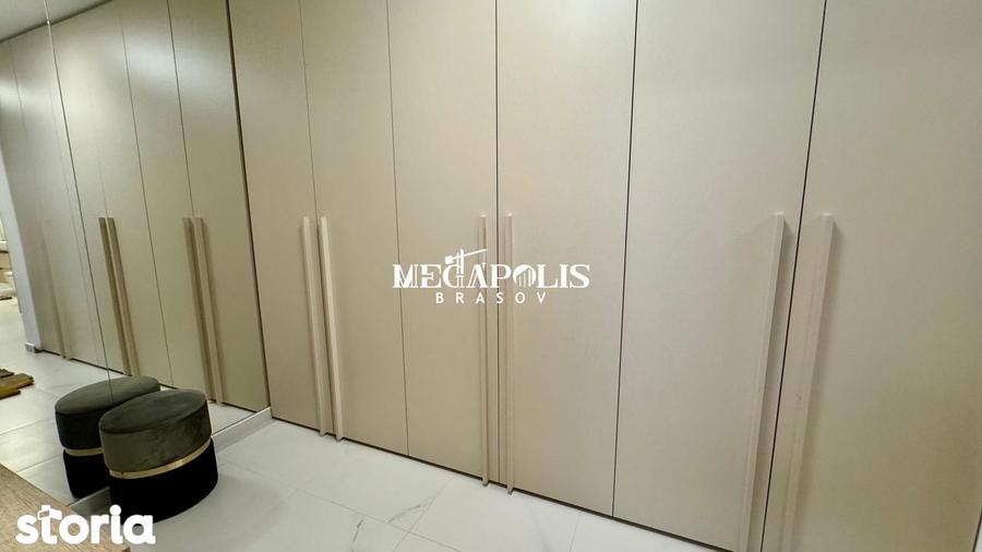 Apartament cu 2 camere decomandat în Tractorul