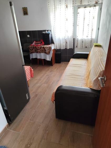 Casă individuală cu 5 camere cu Canalizare în Balș