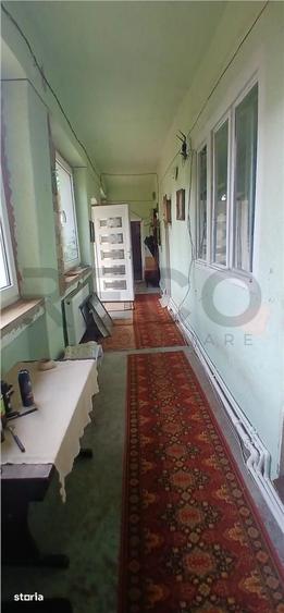Casă cu 3 camere cu Teren 2000 Mp în Girișu de Criș