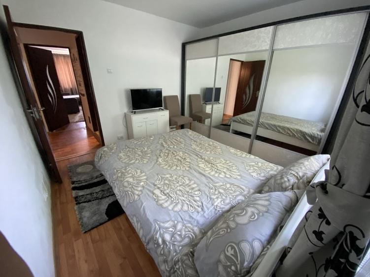 Inchiriez apartament cu 2 camere decomandate - 2