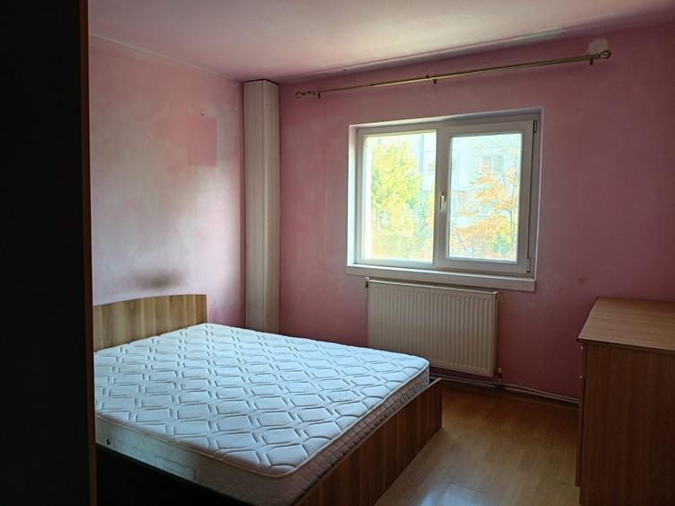 Apartament cu 3 camere decomandat în Nord