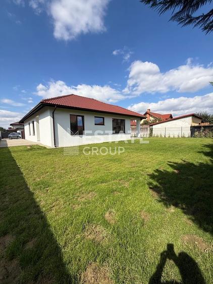 Duplex cu 4 camere cu Canalizare în Moșnița Nouă