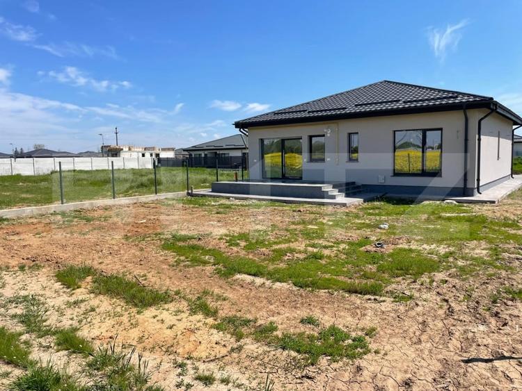 Casă individuală cu 4 camere cu Teren 477 Mp în Aeroport