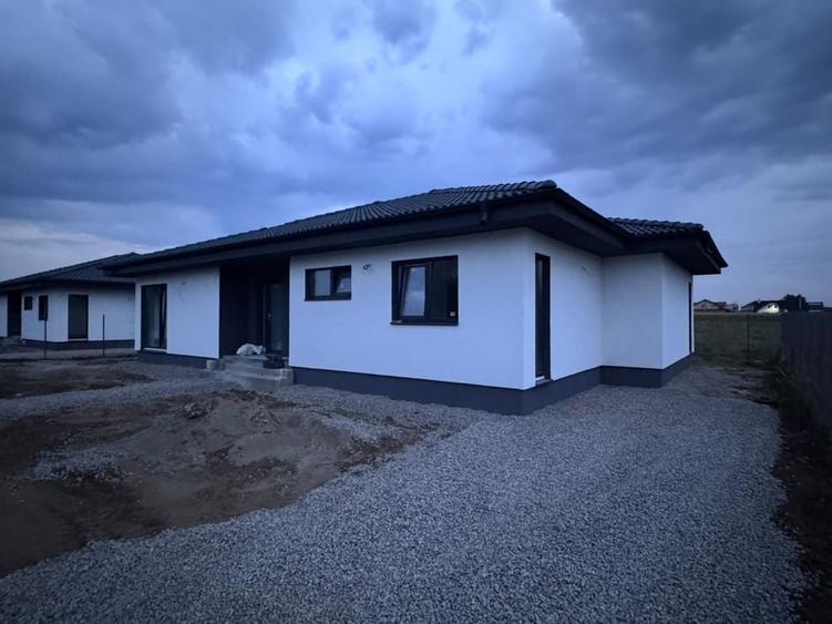 Casă cu 4 camere în Hărman