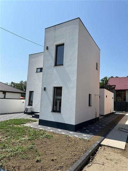 Casă individuală cu 4 camere cu Canalizare în Exterior Nord