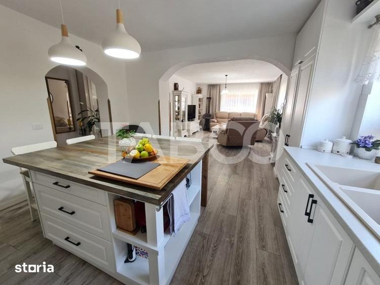 Casă cu 3 camere cu Teren 2800 Mp în Sebeș