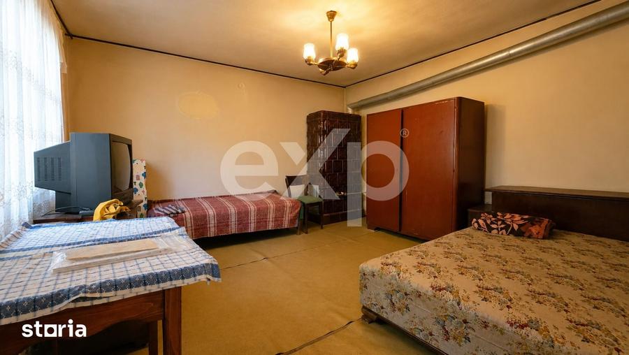 Casă cu 5 camere cu Teren 660 Mp în Clăbucet