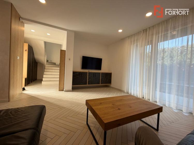 Apartament cu 4 camere decomandat, mobilat în Giroc
