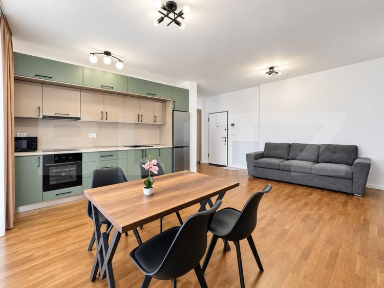 Apartament cu 2 camere semidecomandat, mobilat în Torontalului