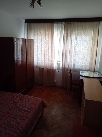 Apartament cu 2 camere decomandat în Micro 14