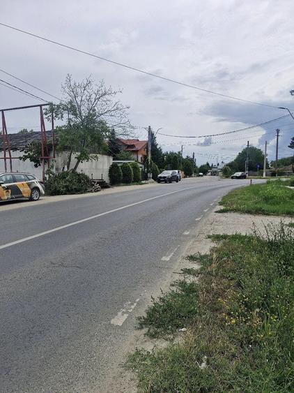 Spațiu comercial, de 200 mp, în Tamași