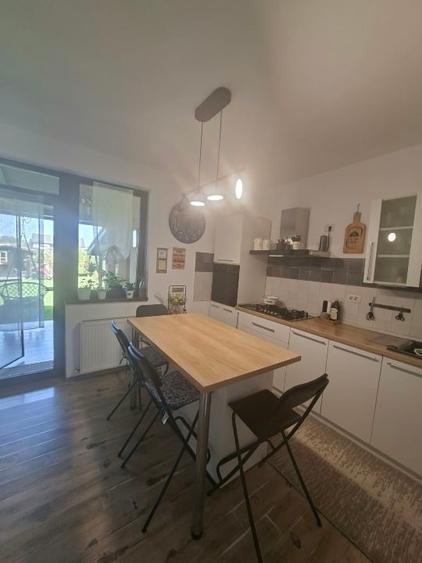 Duplex cu 4 camere cu Canalizare în Giroc