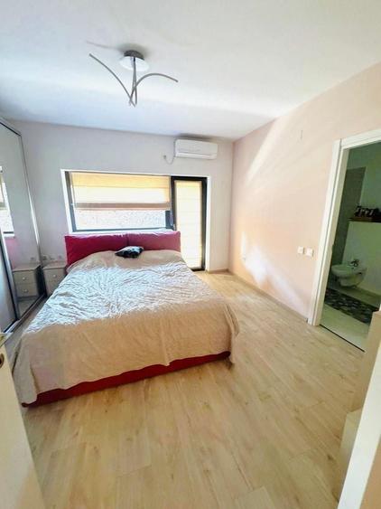 Vilă P+1+M renovată în 2022, cu grădină, în complex privat păzit - 4