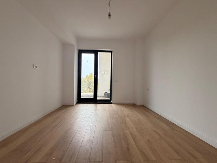 Apartament cu 3 camere în Sisești