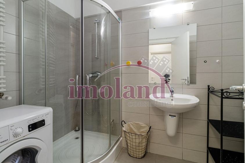 Apartament cu 3 camere semidecomandat, mobilat în Kiseleff