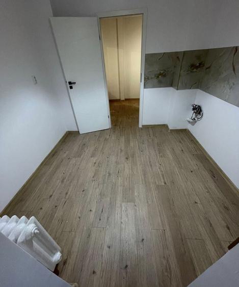 Apartament cu 2 camere decomandat în Apusului