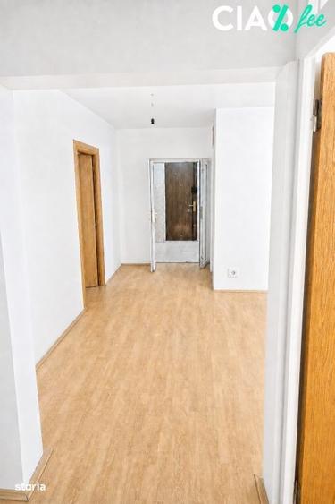 Apartament cu 4 camere decomandat în Virtuții