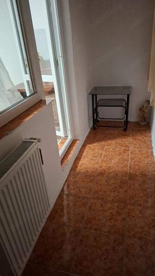 Agentie inchiriem apartament 2 camere Str. Henri Coanda V.Rosie Stadion,etaj.1 mobilat ,Centrala,AC - 2