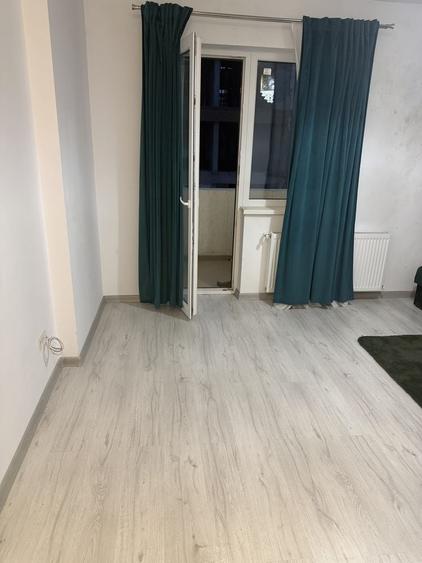 Apartament cu 2 camere decomandat în Chiajna