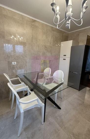 Apartament cu 3 camere decomandat în Herăstrău