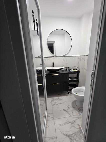 Spațiu comercial, de 55 mp, în Broșteni