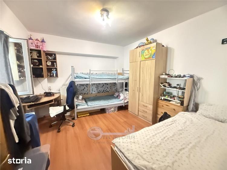 Apartament cu 2 camere decomandat în Galata