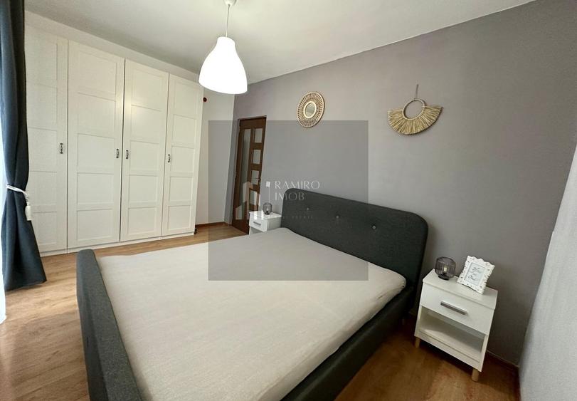 Apartament cu 2 camere decomandat, mobilat în Metalurgiei