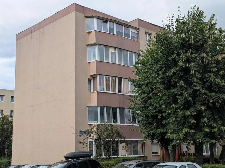 Apartament 2 camere, zona Astra etaj 3 4 - 7