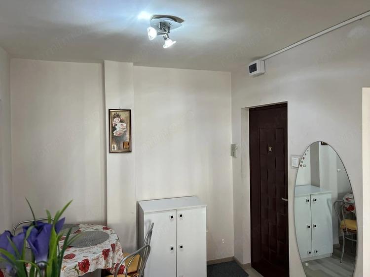 Apartament cu 2 camere decomandat în Calea Dumbrăvii