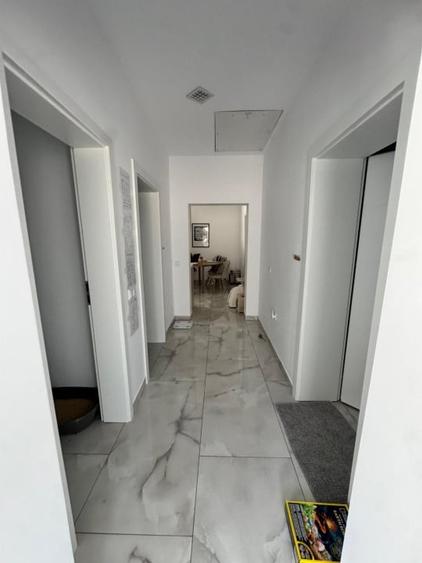 Casă individuală cu 2 camere cu Canalizare în Săsar