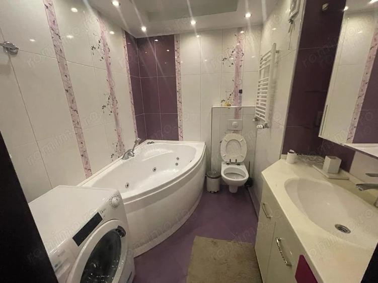 Apartament cu 3 camere decomandat în Banu Manta