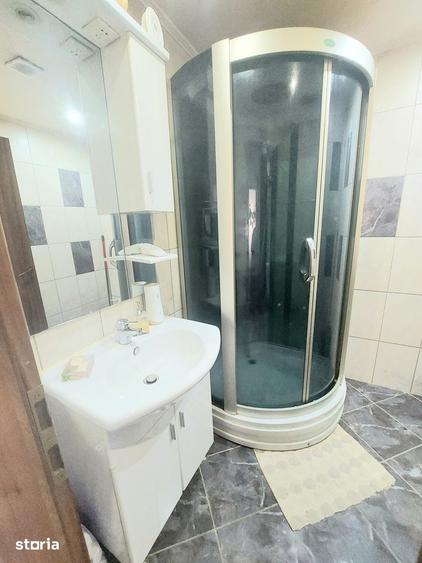 Casă cu 4 camere cu Teren 520 Mp în Central