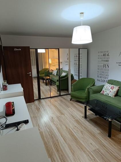 Inchiriez apartament cu 2camere - 8