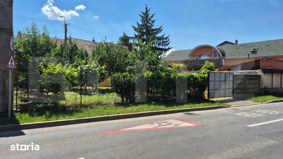 Casă cu 2 camere cu Teren 250 Mp în Solidarității