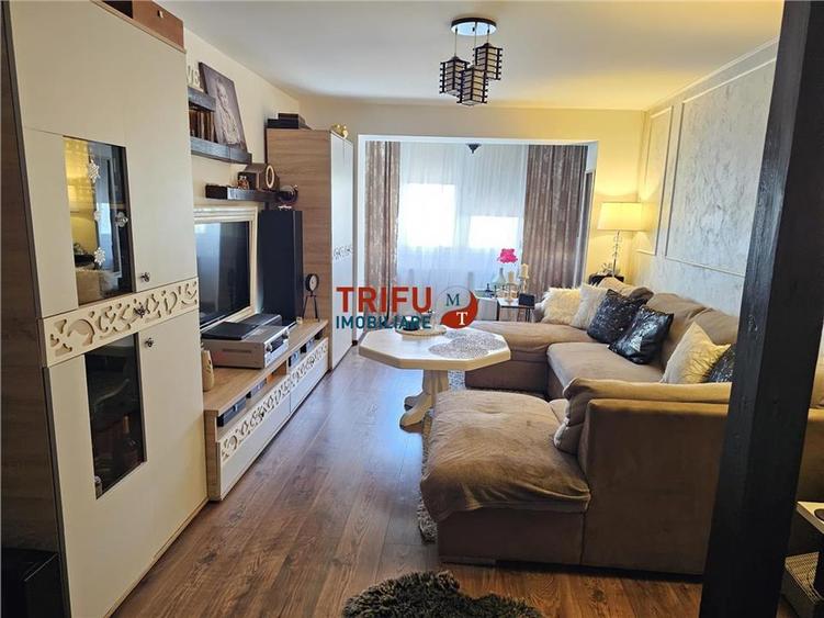 Apartament cu 3 camere decomandat, mobilat în Cetate