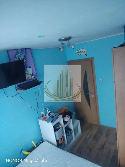 Apartament la etajul 1, baie cu geam și bucătărie închisă | Calea Șagu - 5