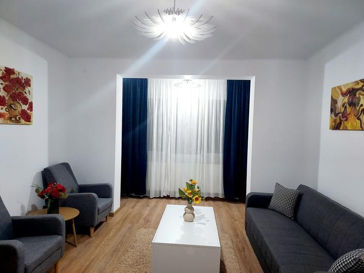 Apartament cu 2 camere semidecomandat în Central