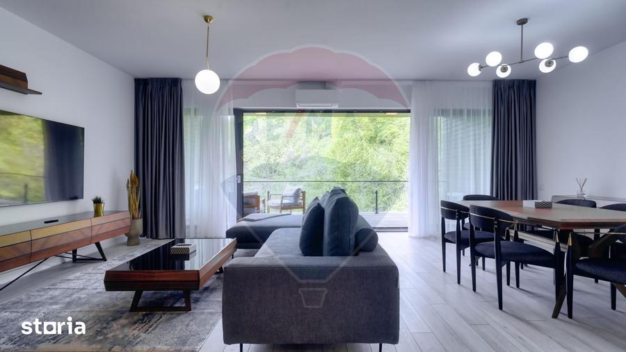 Apartament cu 3 camere în Schei