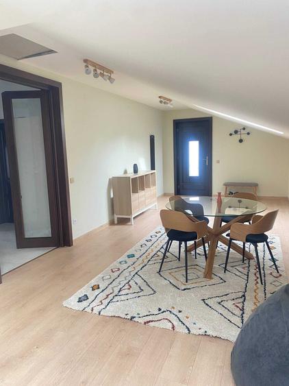 Apartament cu 2 camere semidecomandat în Vișan