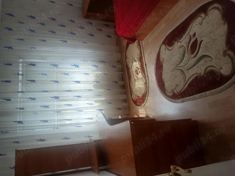 Apartament cu 2 camere decomandat în Stănești