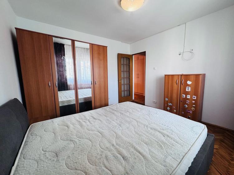 Apartament cu 2 camere decomandat în Soarelui