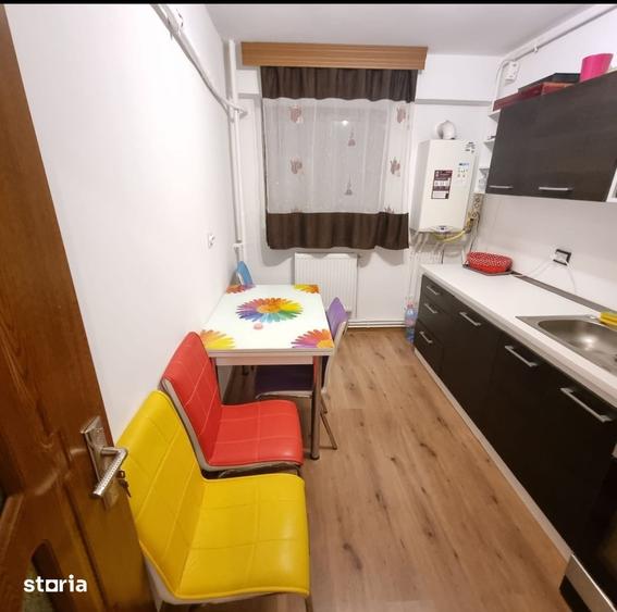 Apartament cu 2 camere decomandat, mobilat în Tomis I