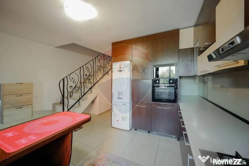 Casă cu 3 camere cu Teren 241 Mp în Iosia