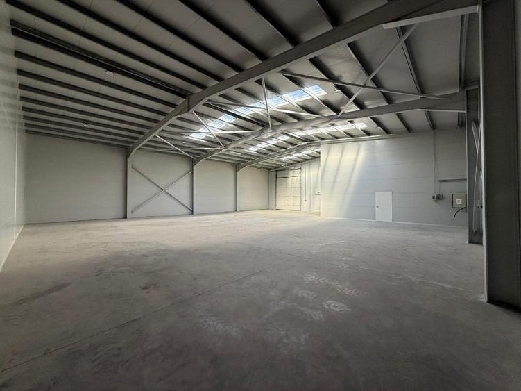 Spațiu industrial, de 593 mp, în Chiajna