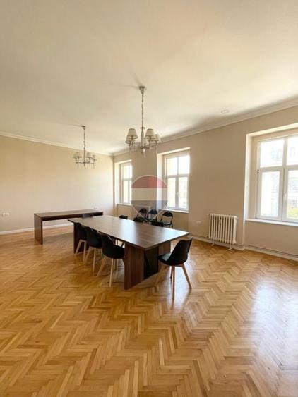 Birou, de 55 mp, în Ultracentral
