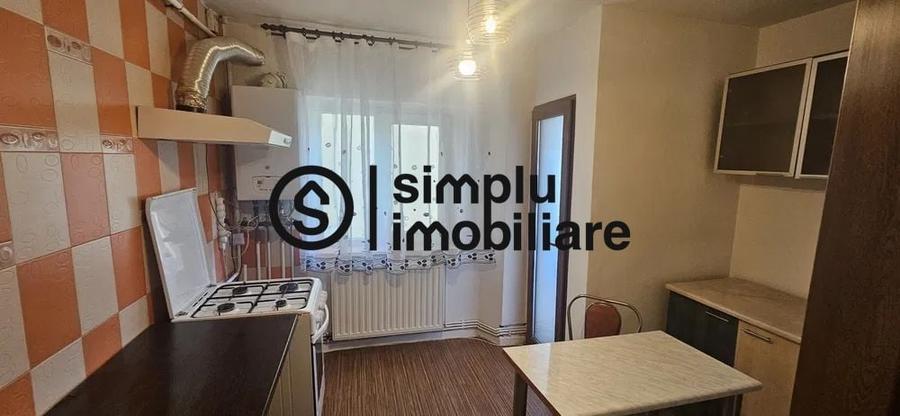 Apartament cu 3 camere decomandat, mobilat în 1 Mai