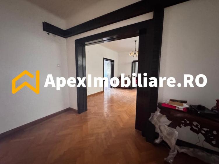 Apartament cu 3 camere decomandat în Cișmigiu
