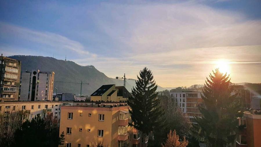 Apartament cu 2 camere decomandat în Griviței