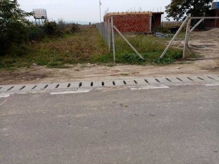 Spațiu comercial, în Letea Veche