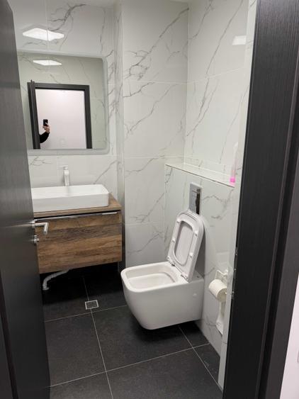 Apartament cu 2 camere decomandat în Calea Călărașilor